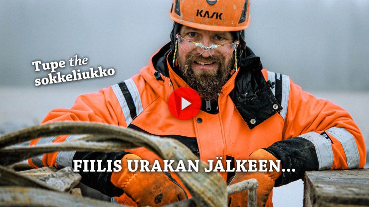 Perustavan Tyrnävä-dokumenttisarjan toisessa jaksossa Tupe purkaa talon perustuksen valumuotit sekä tarkistaa sokkelin valupinnat, mitat ja koron. Hän käy läpi myös perustuksen pinnan laatuun vaikuttavia tekijöitä ja talvirakentamista.