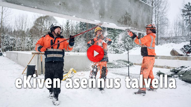 Tässä minidokumentissa pääset tutustumaan, kuinka Perustava eKivi asennetaan talvella omakotitaloon. Video on kuvattu Nurmijärvellä sijaitsevalla omakotitalotyömaalla.